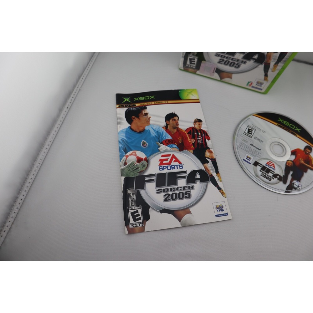 FIFA Soccer 2005 (Microsoft Xbox, 2004) CIB Complete Tested and Working Great - Picture 2 of 7